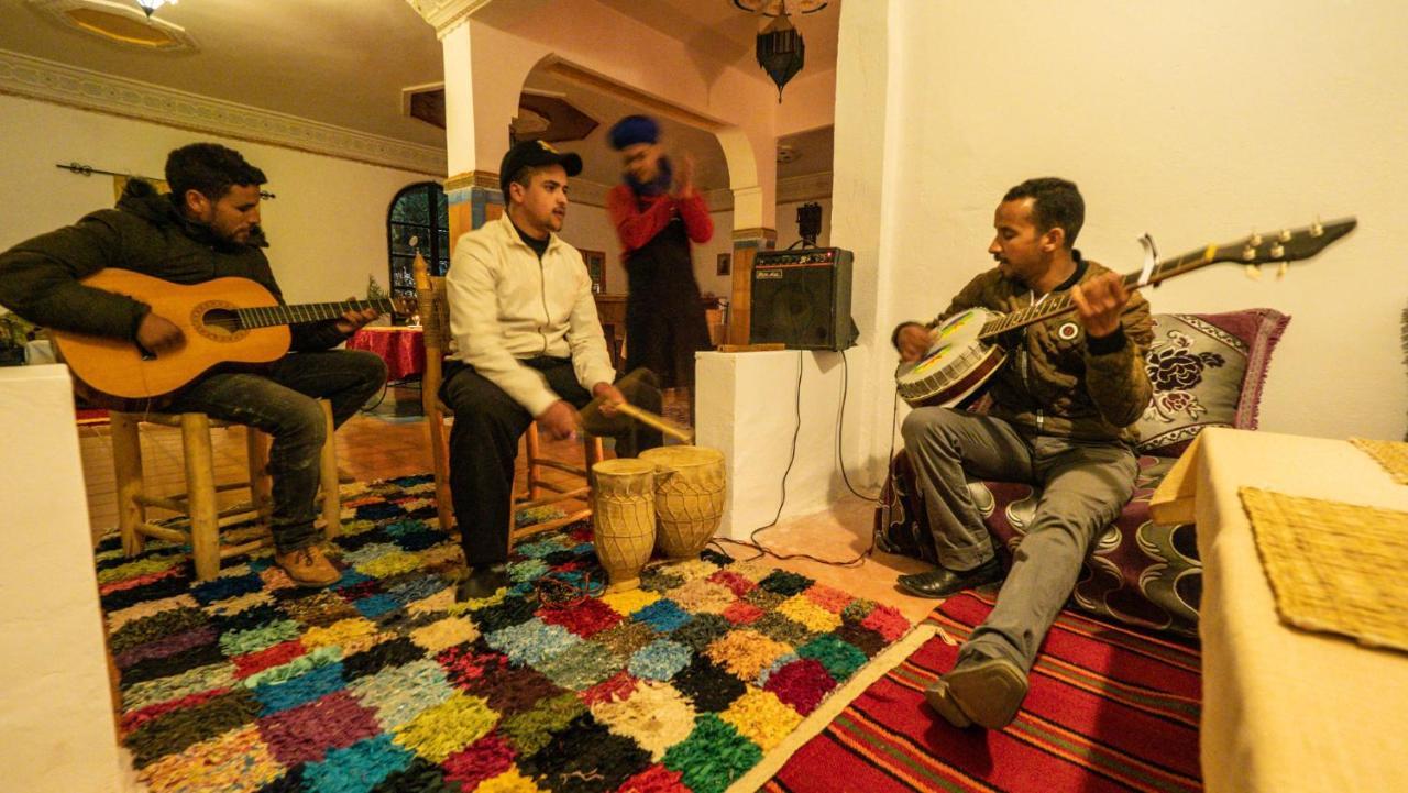 Riad Kasbah Des Roches Akhendachou n'Ait Ouffi Экстерьер фото